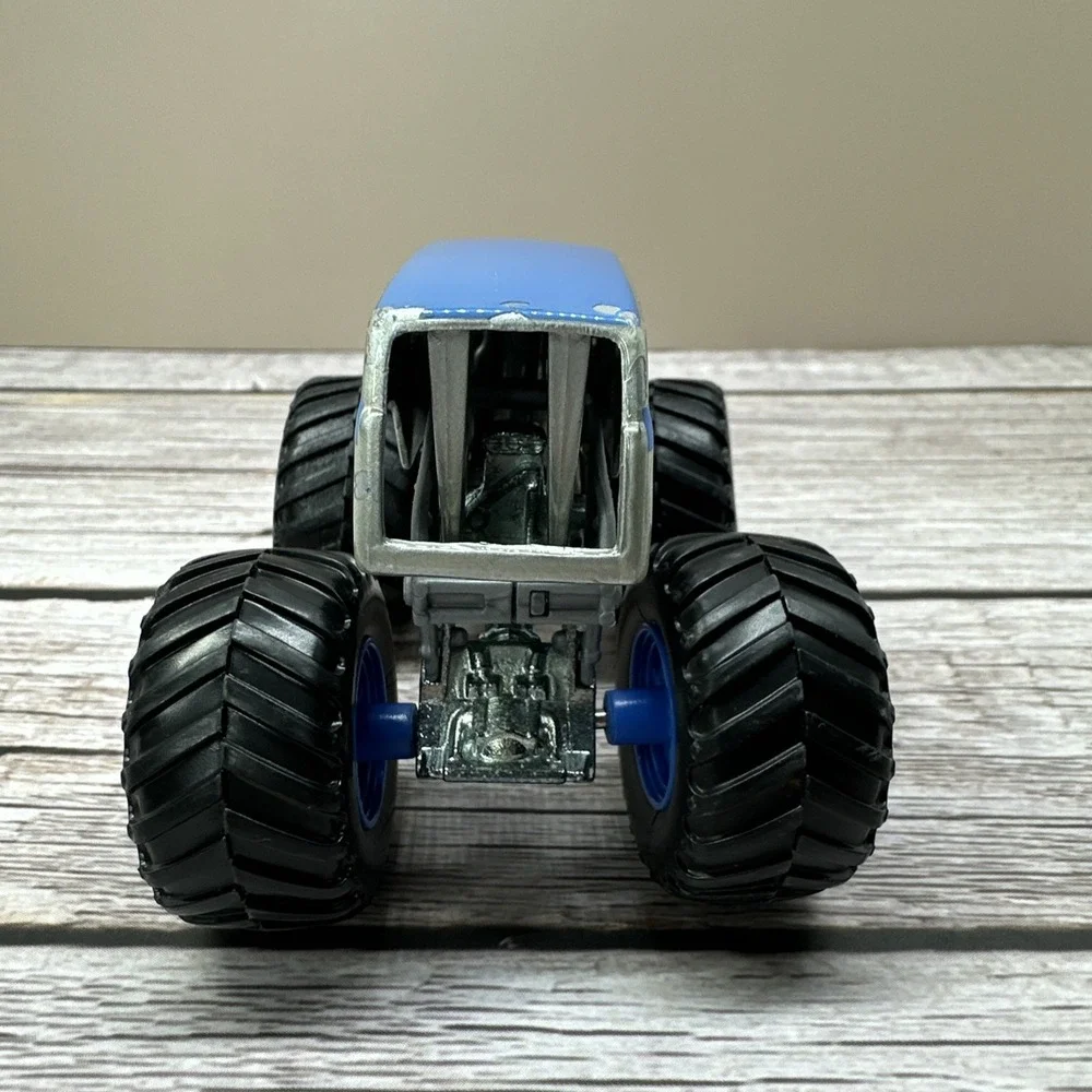 Hot Wheels monster jam